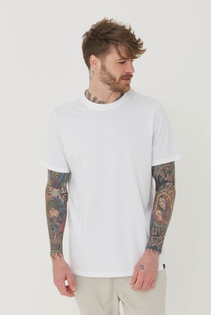 camiseta branca algodao pima soft retroy com etiqueta 9